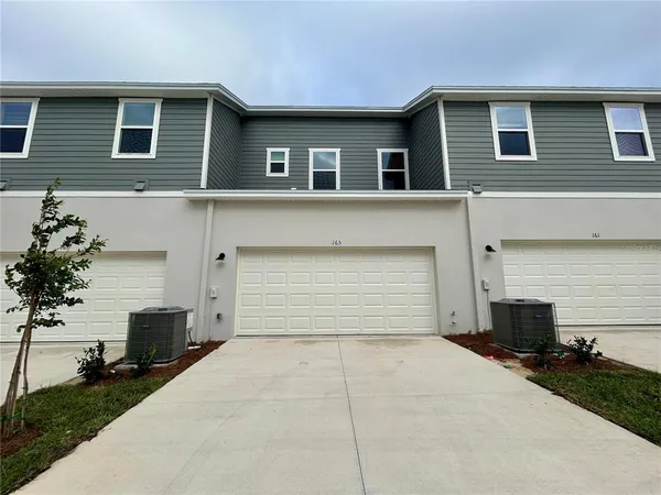$2,000 | 165 Rainwood Street, Groveland, FL 34715
