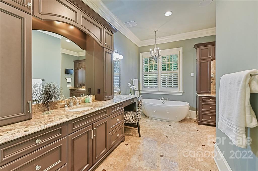 1951 Harris Road Charlotte, NC 28211 - Photo 15 of 35