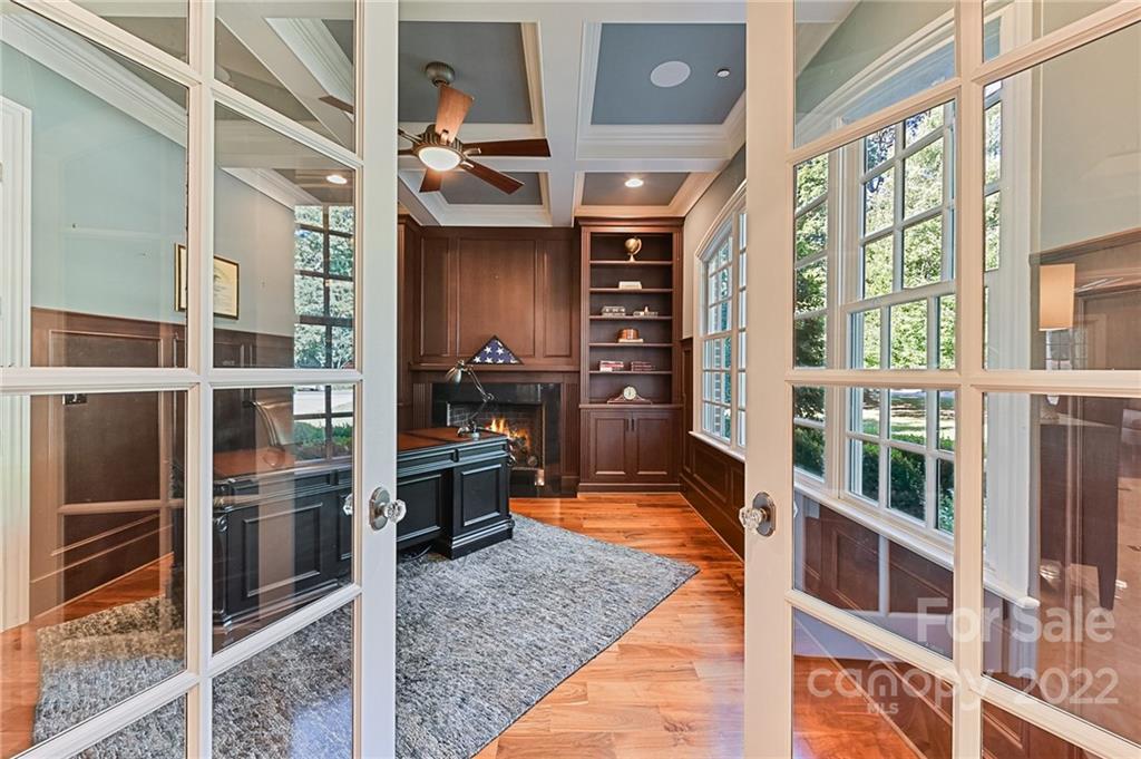 1951 Harris Road Charlotte, NC 28211 - Photo 5 of 35