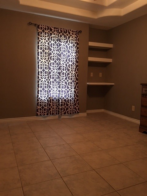 9811 Sterling Loop, Unit 109 Laredo, TX 78045 - Photo 11 of 16 Gallery Image 11