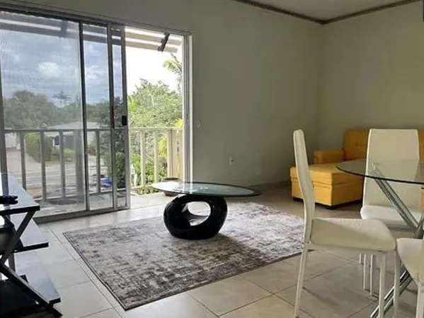 $2,100 | 3222 Marine Drive, Pompano Beach, FL 33062