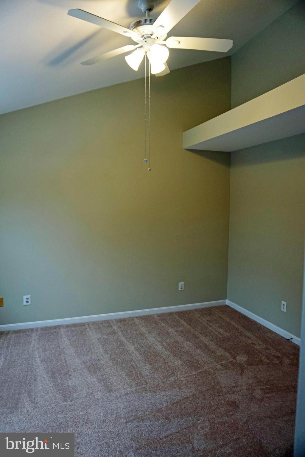 12058 Edgemere Circle Reston, VA 20190 - Photo 16 of 28 Bedroom (Master)