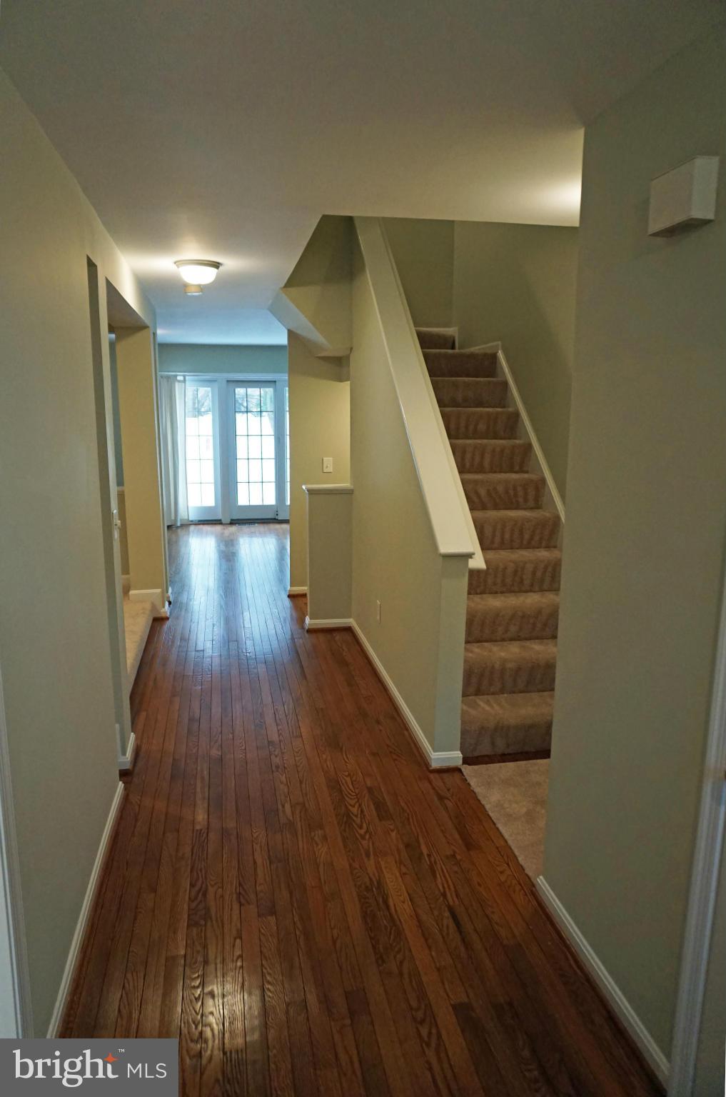 12058 Edgemere Circle Reston, VA 20190 - Photo 7 of 28 Interior (General)
