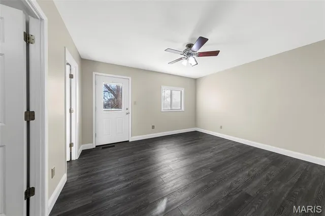 $2,200 | 818 Reinke Road, Ballwin, MO 63021