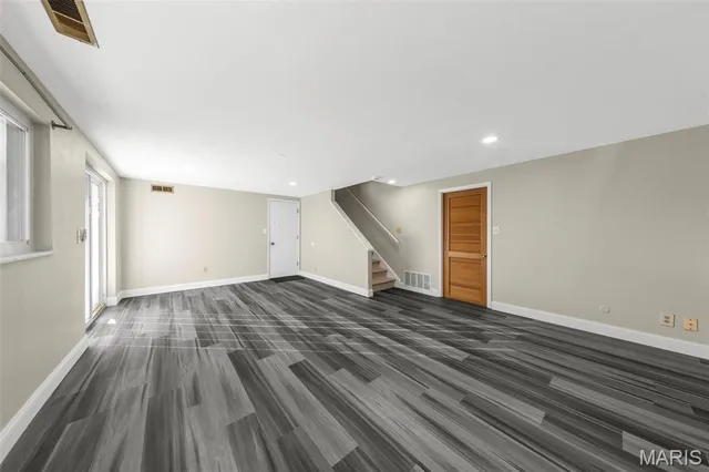 $2,200 | 818 Reinke Road, Ballwin, MO 63021