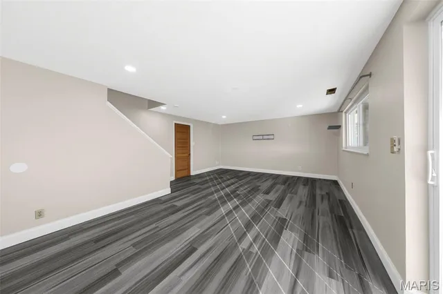 $2,200 | 818 Reinke Road, Ballwin, MO 63021