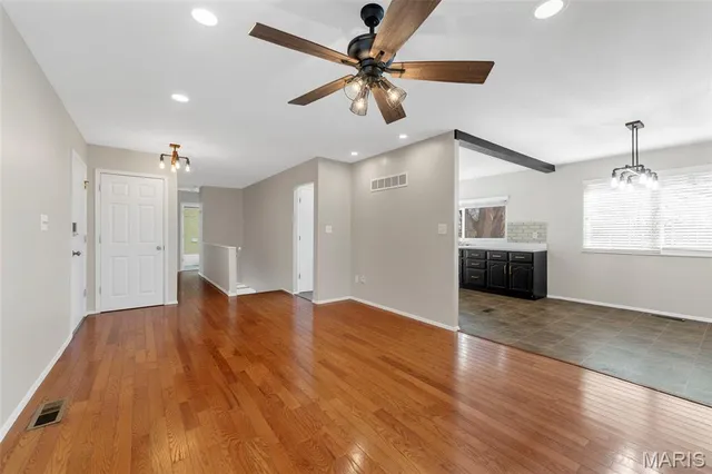 $2,200 | 818 Reinke Road, Ballwin, MO 63021