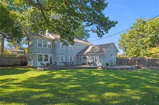 $890,000 | 5701 Central Street, Kansas City, MO 64113