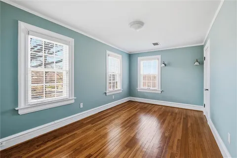 $890,000 | 5701 Central Street, Kansas City, MO 64113