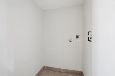 $890,000 | 5701 Central Street, Kansas City, MO 64113