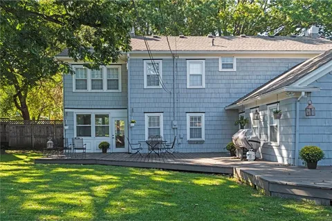 $890,000 | 5701 Central Street, Kansas City, MO 64113