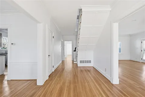 $890,000 | 5701 Central Street, Kansas City, MO 64113