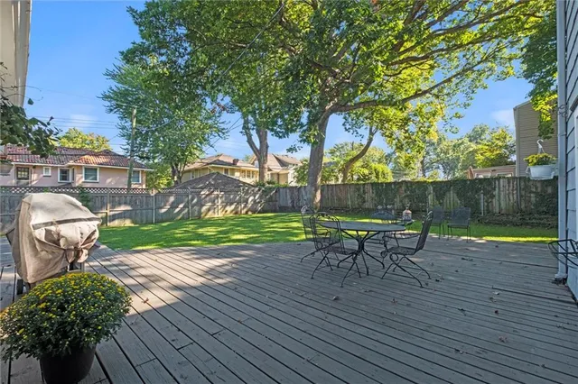 $890,000 | 5701 Central Street, Kansas City, MO 64113