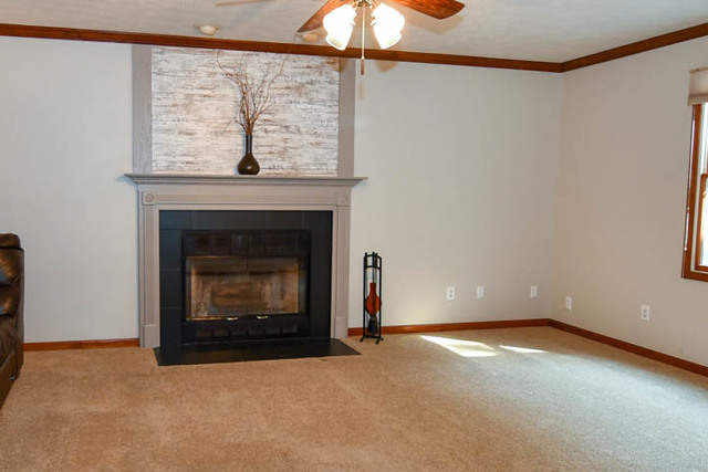 13959 Deer Ridge Road Bloomington, IL 61705 - Photo 11 of 31
