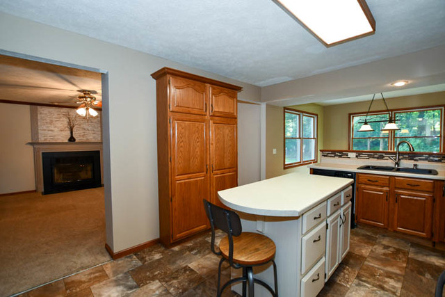 13959 Deer Ridge Road Bloomington, IL 61705 - Photo 8 of 31