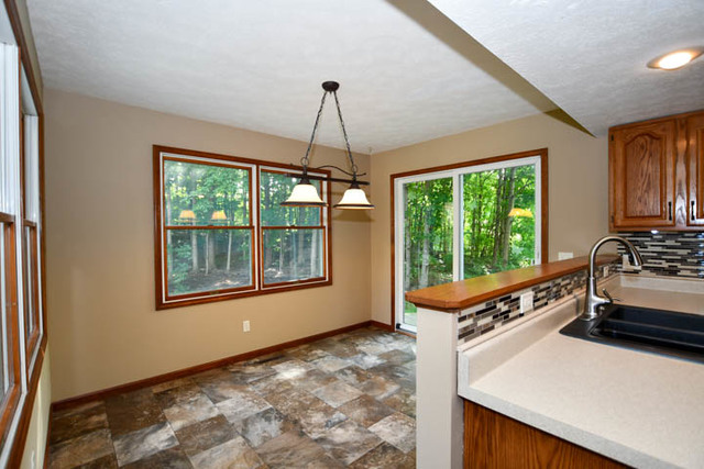 13959 Deer Ridge Road Bloomington, IL 61705 - Photo 9 of 31