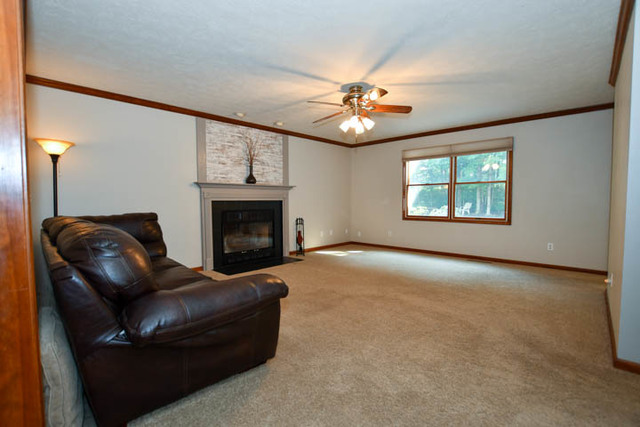 13959 Deer Ridge Road Bloomington, IL 61705 - Photo 10 of 31