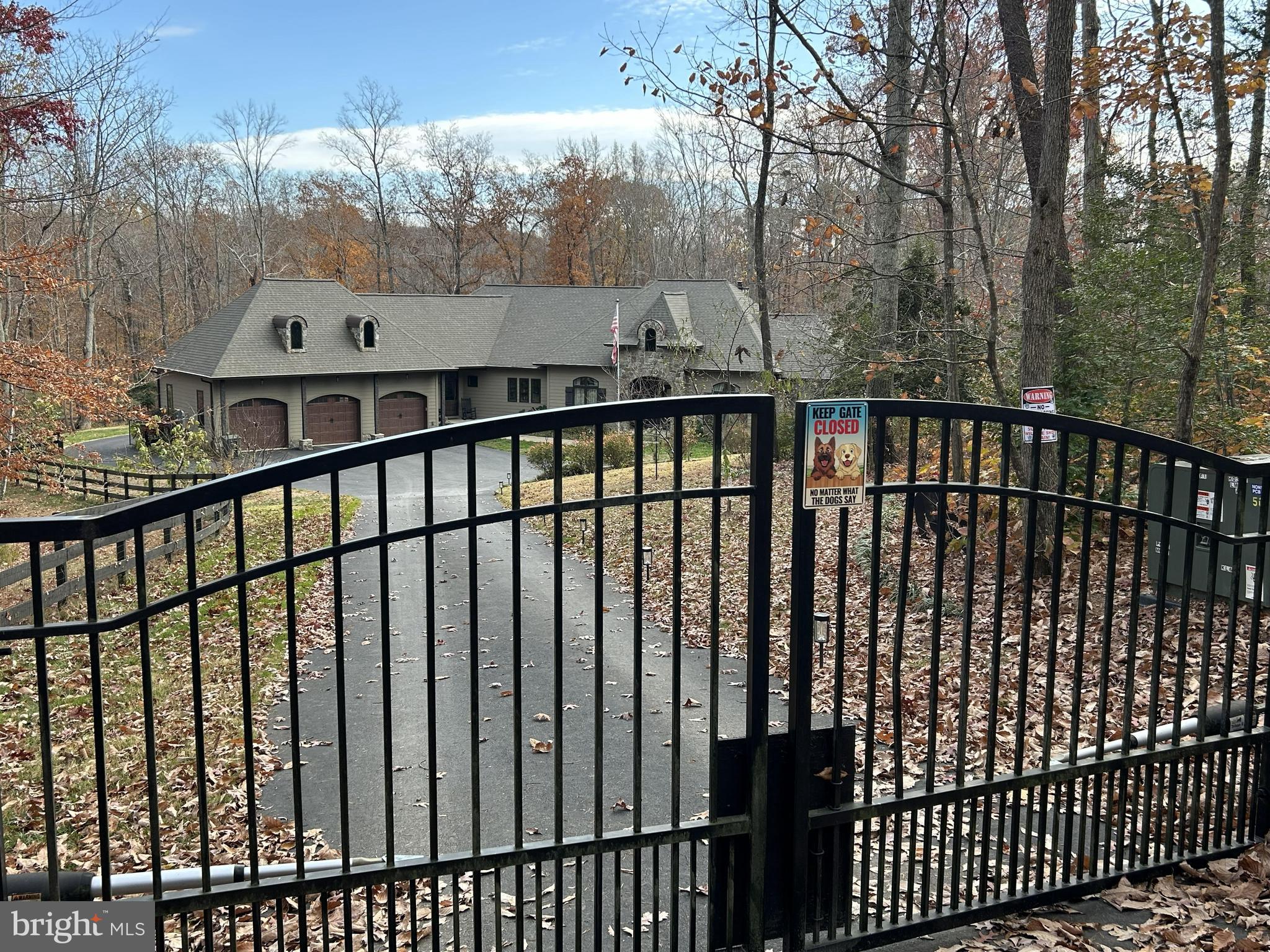 2342 Courthouse Road Stafford, VA 22554 - Photo 65 of 66 a view of a balcony with wooden fence