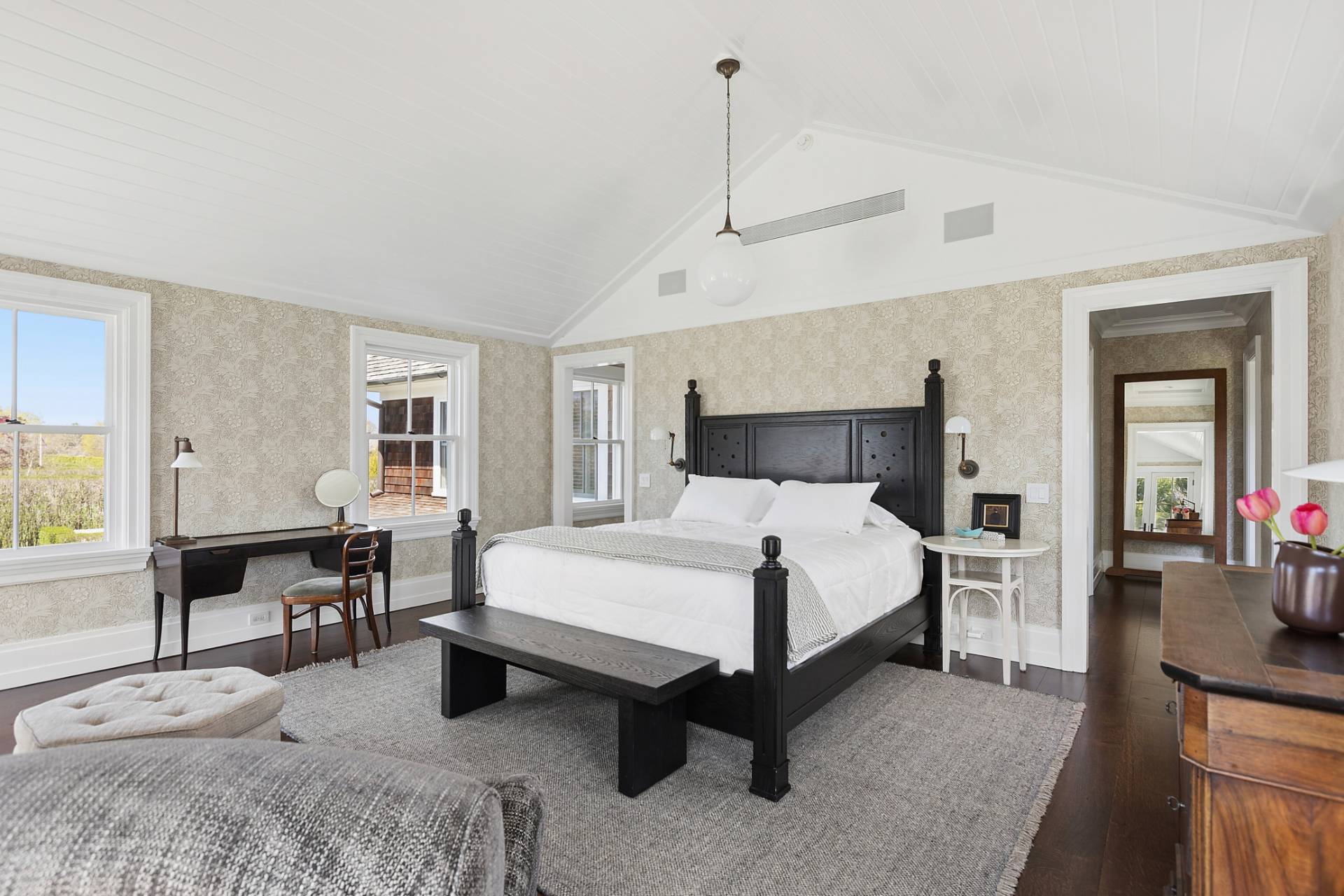 53 Matthews Lane Bridgehampton, NY 11932 - Photo 24 of 50