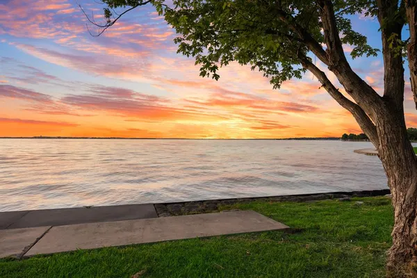 $1,500,000 | 506 Terry Lane, Heath, TX 75032