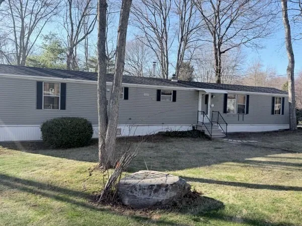 $135,000 | 8 Nanatomqua Drive, Unit N55, Brookfield, MA 01506