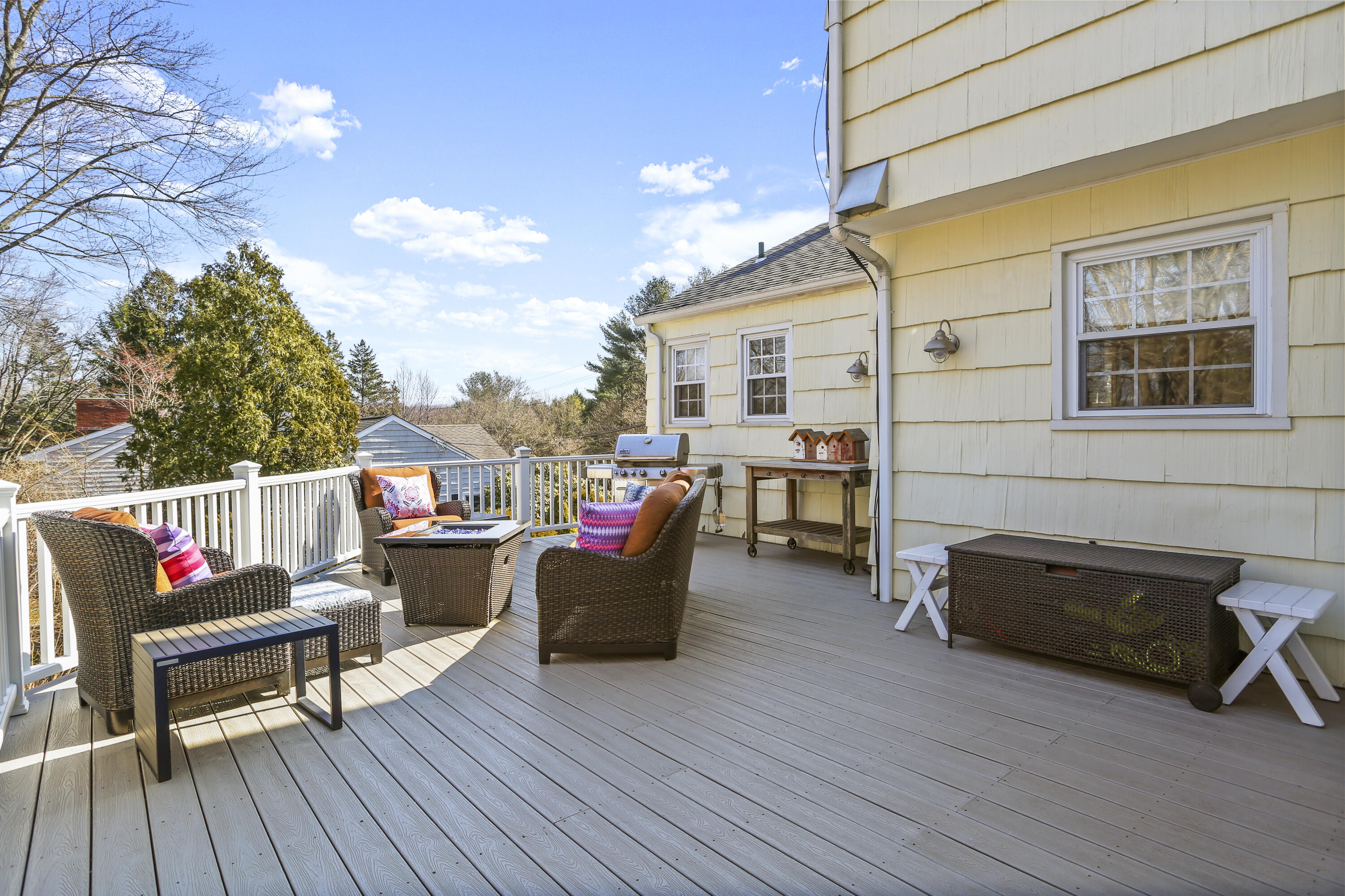 140 Farm Road New Canaan, CT 06840 - Photo 32 of 39 Large Deck