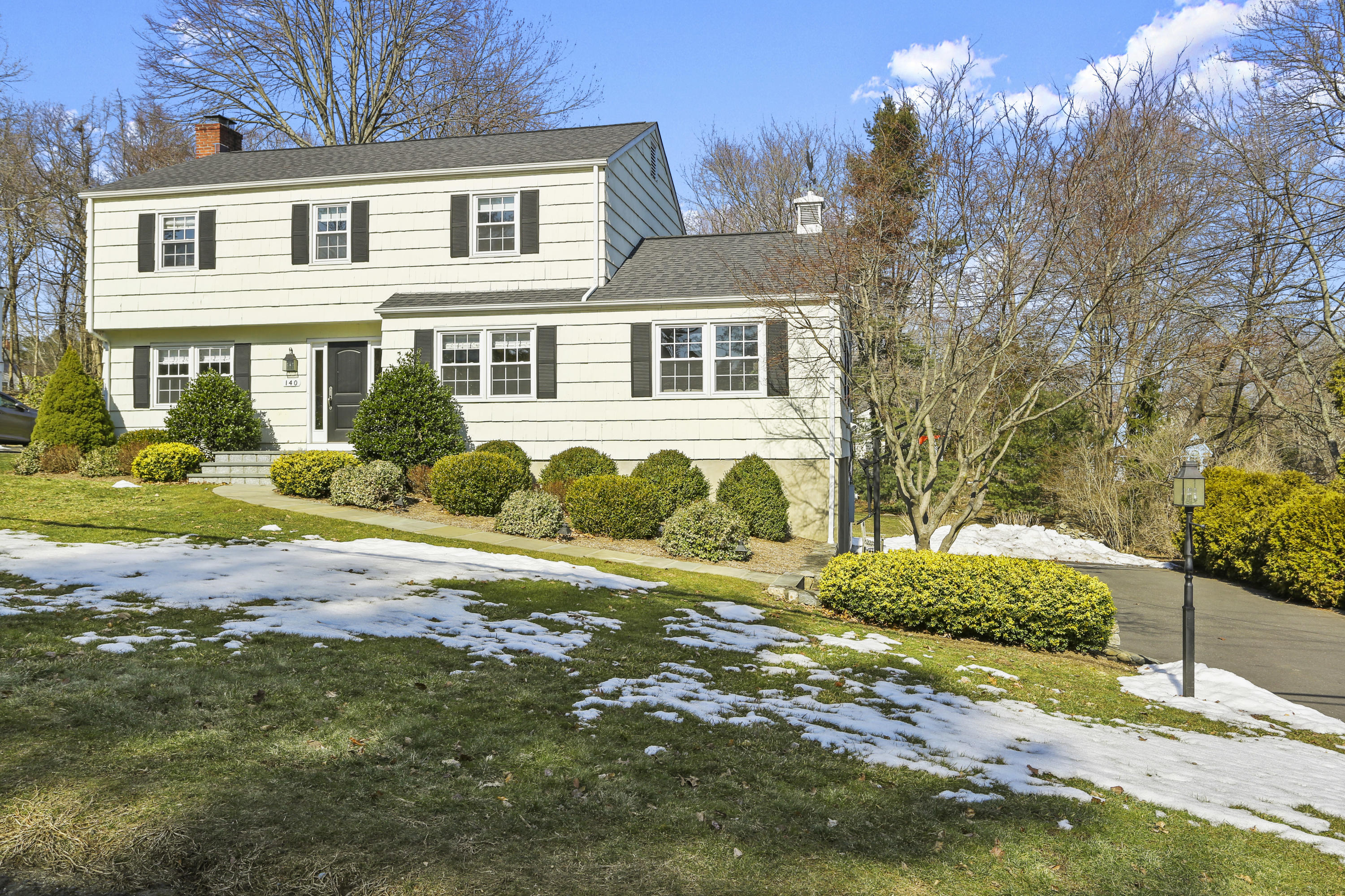 140 Farm Road New Canaan, CT 06840 - Photo 39 of 39 Front