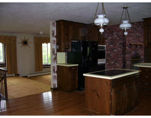 51 Valley Road Topsfield, MA 01983 - Photo 9 of 10 Gallery Image 9