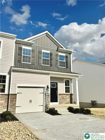 $3,200 | 1077 Meadowlark Drive, Fogelsville, PA 18051