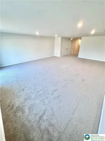 $3,200 | 1077 Meadowlark Drive, Fogelsville, PA 18051