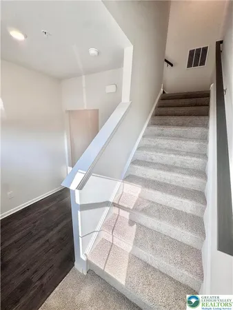 $3,200 | 1077 Meadowlark Drive, Fogelsville, PA 18051