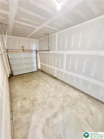 $3,200 | 1077 Meadowlark Drive, Fogelsville, PA 18051