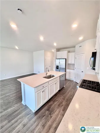 $3,200 | 1077 Meadowlark Drive, Fogelsville, PA 18051