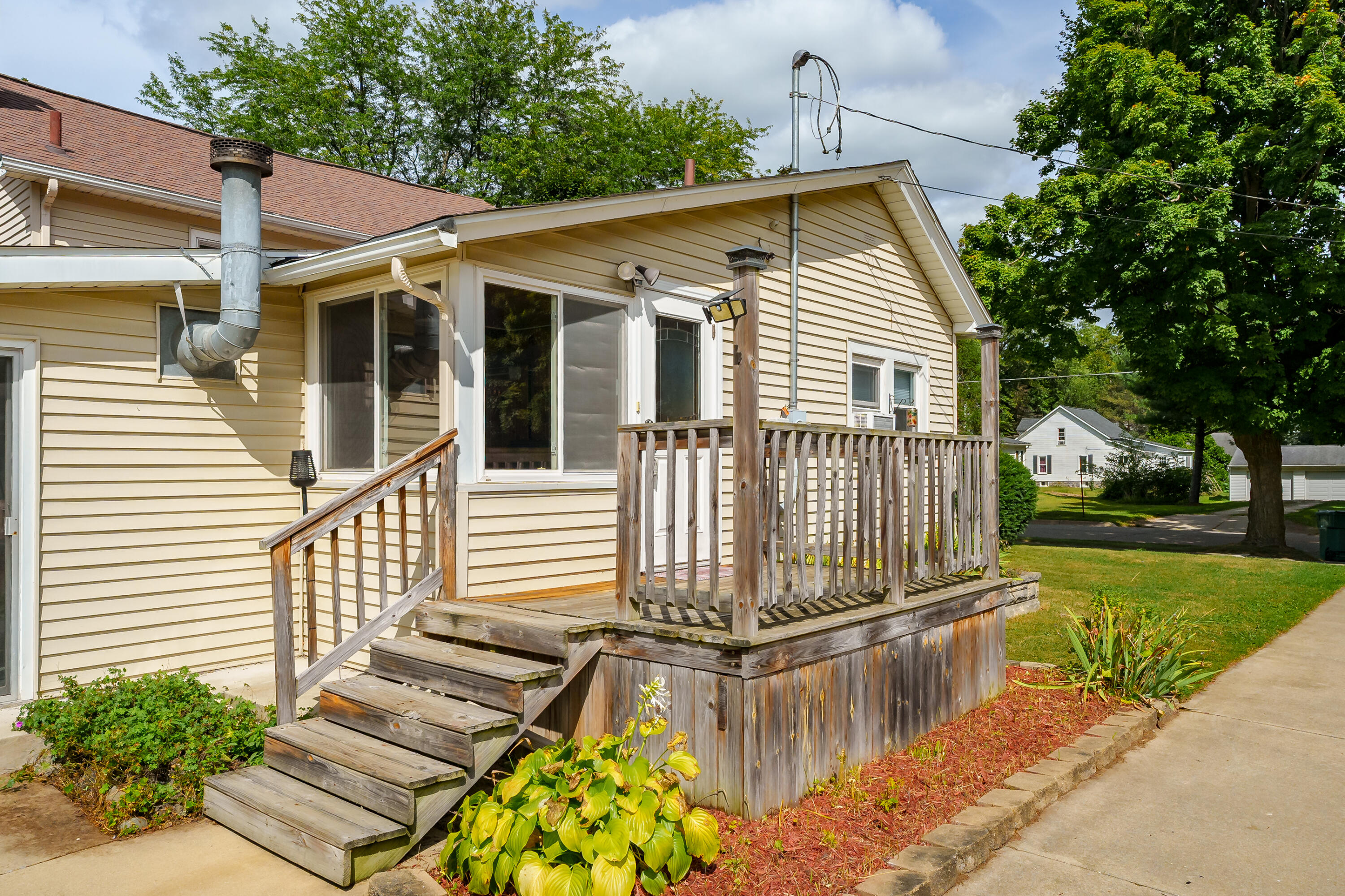 623 North Main Street Bellevue, MI 49021 - Photo 32 of 37 Main St 623 Bellevue 49021-32
