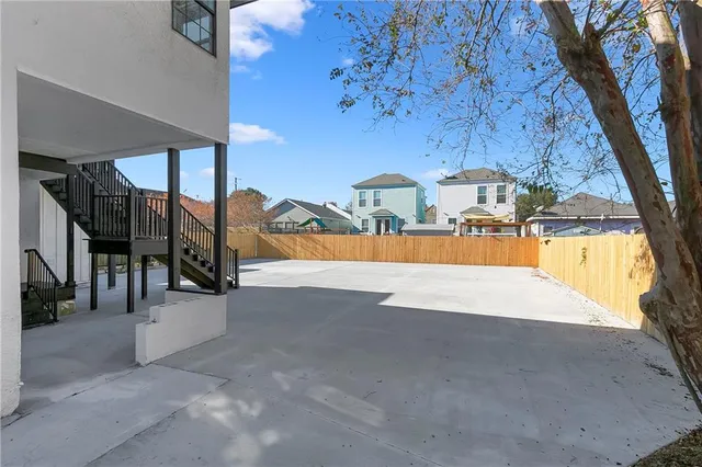 $2,200 | 2908 Audubon Street, Unit 1A, New Orleans, LA 70125