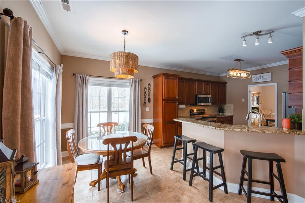 126 Crystal Ridge Drive Lexington, NC 27295 - Photo 8 of 32