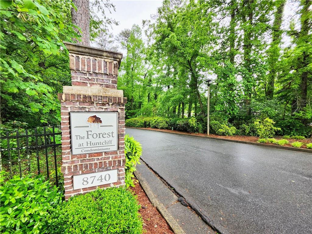 8740 Roswell Road, Unit 9D Atlanta, GA 30350 - Photo 2 of 18