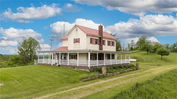 $354,500 | 50504 Highway 556, Clarington, OH 43915