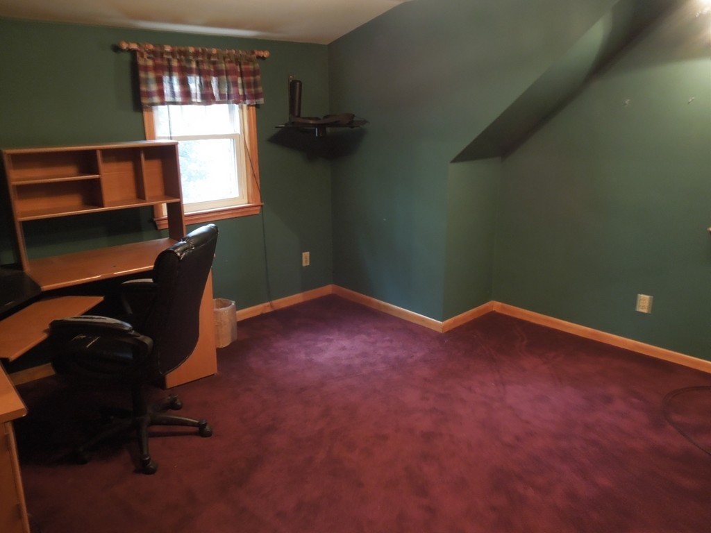9 Meadowbrook Road Hudson, MA 01749 - Photo 16 of 18 a workspace with wooden floor and windows