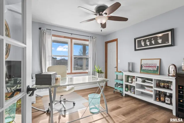 $325,000 | 1035 Oakbrook Avenue, Chatham, IL 62629