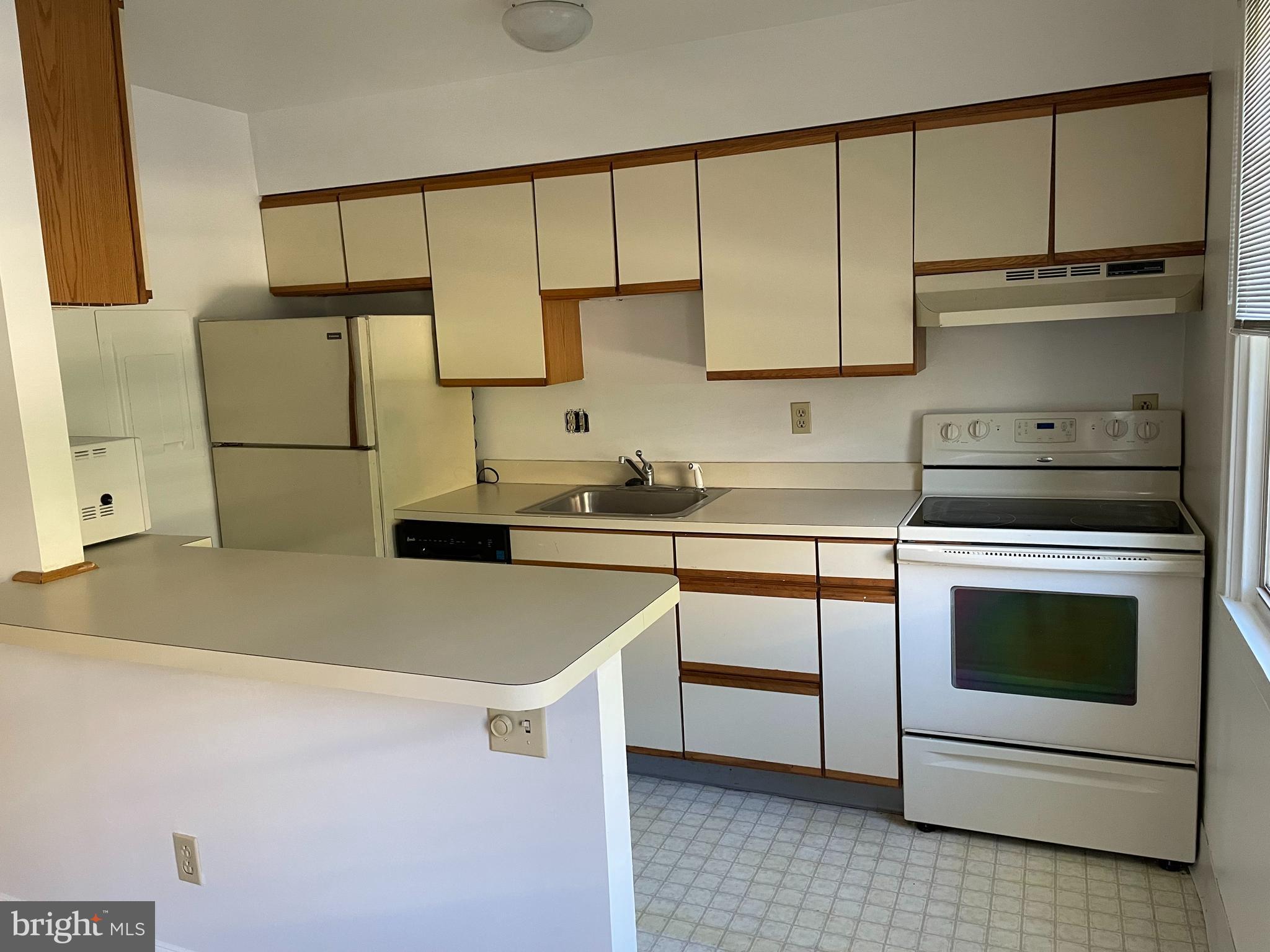 42 Conshohocken State Road, Unit 8D Bala Cynwyd, PA 19004 - Photo 3 of 7