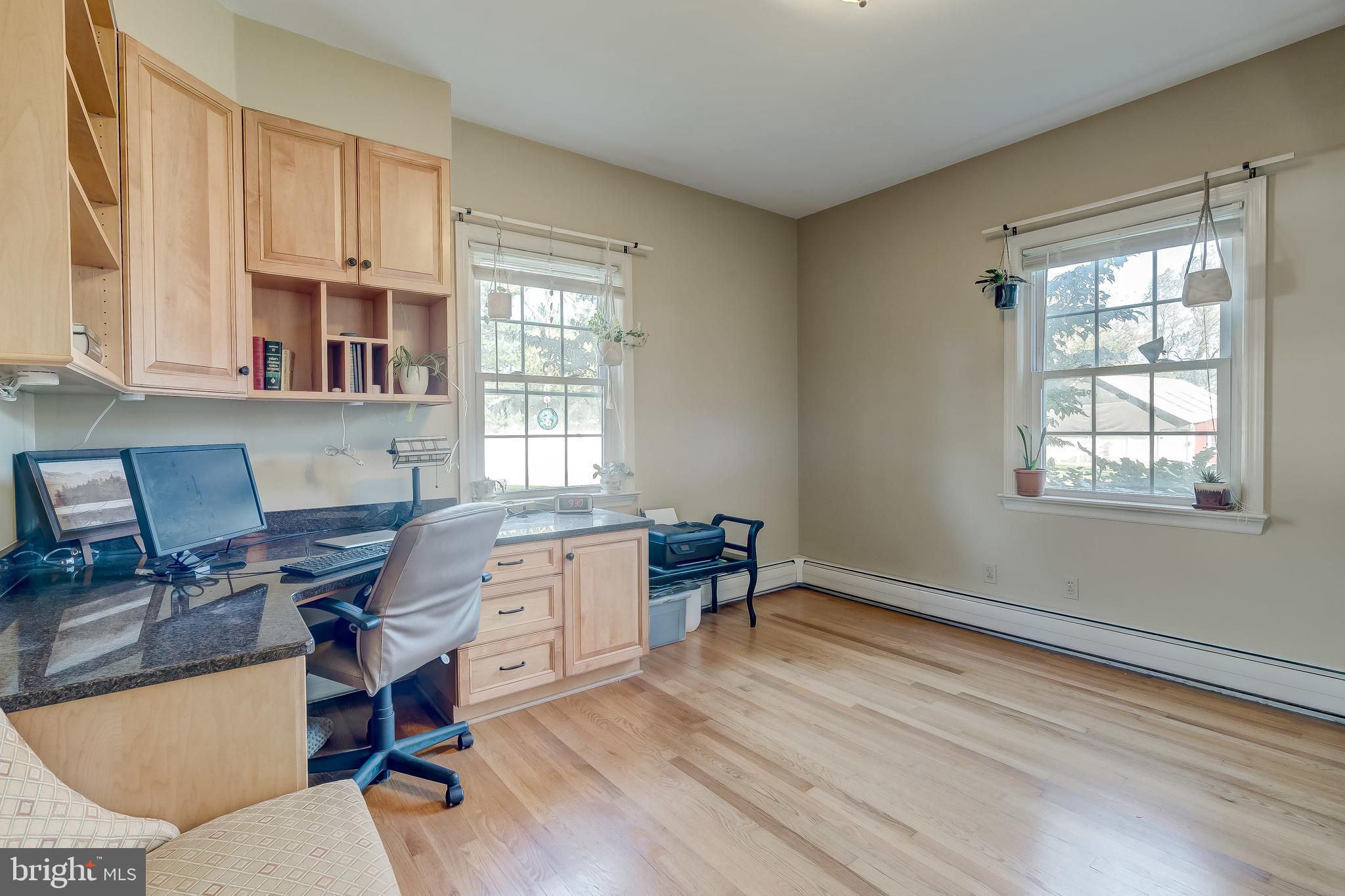17706 Old Frederick Road Mount Airy, MD 21771 - Photo 29 of 60 Office