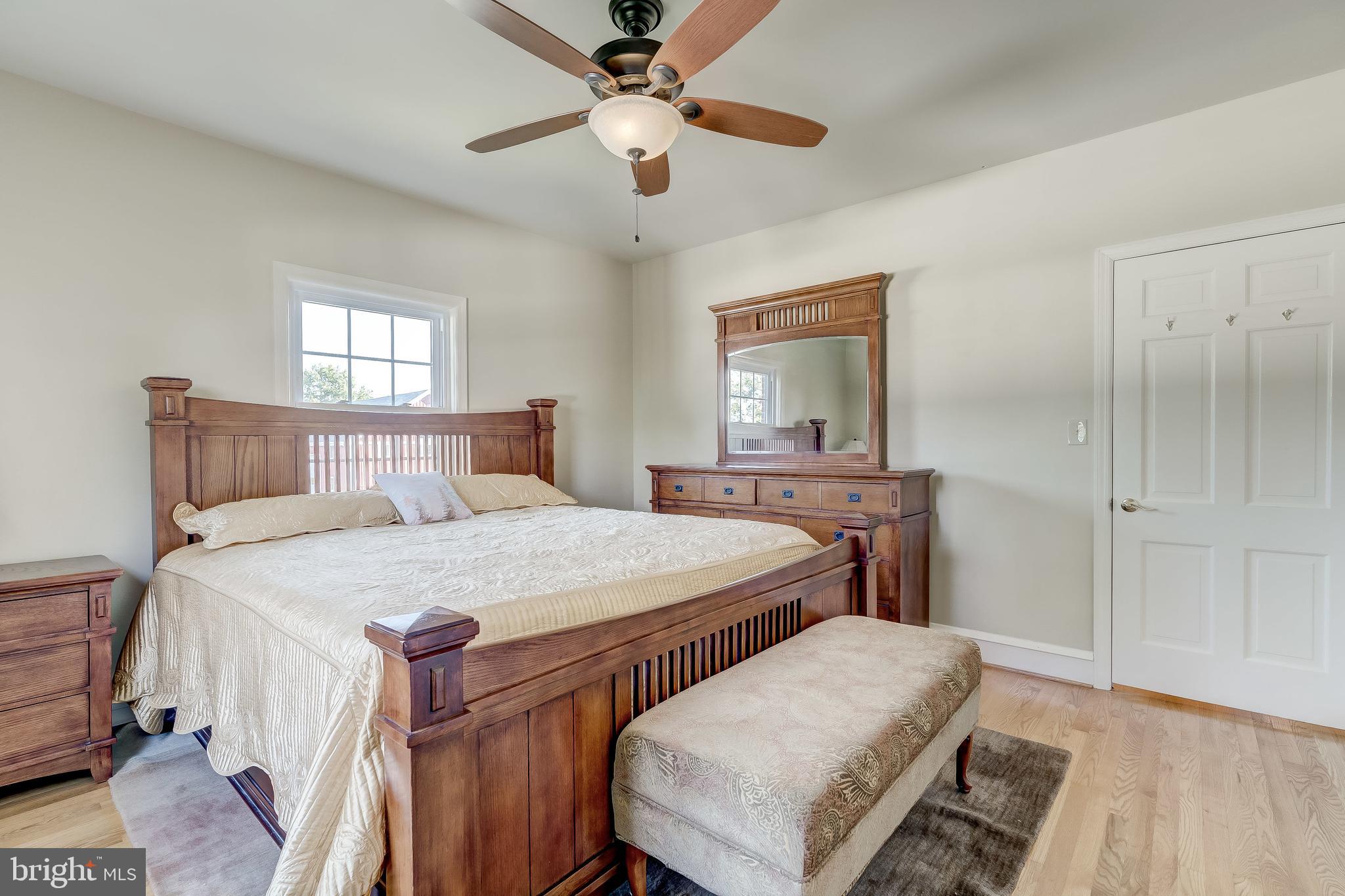 17706 Old Frederick Road Mount Airy, MD 21771 - Photo 36 of 60 Bedroom