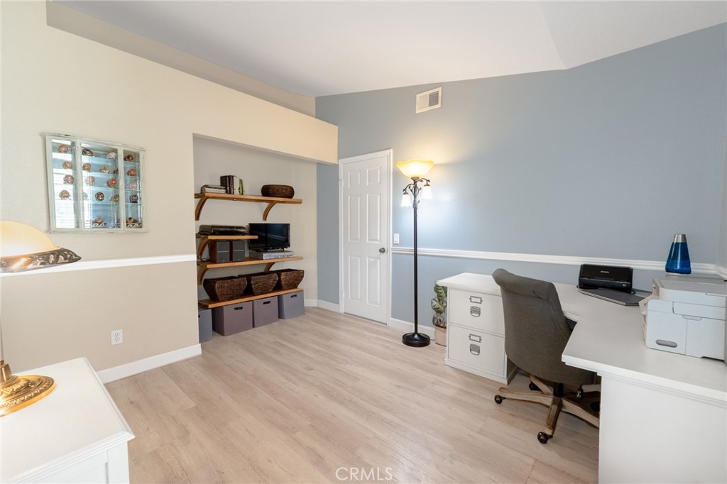 10554 Champagne Road Rancho Cucamonga, CA 91737 - Photo 8 of 25 Home Office