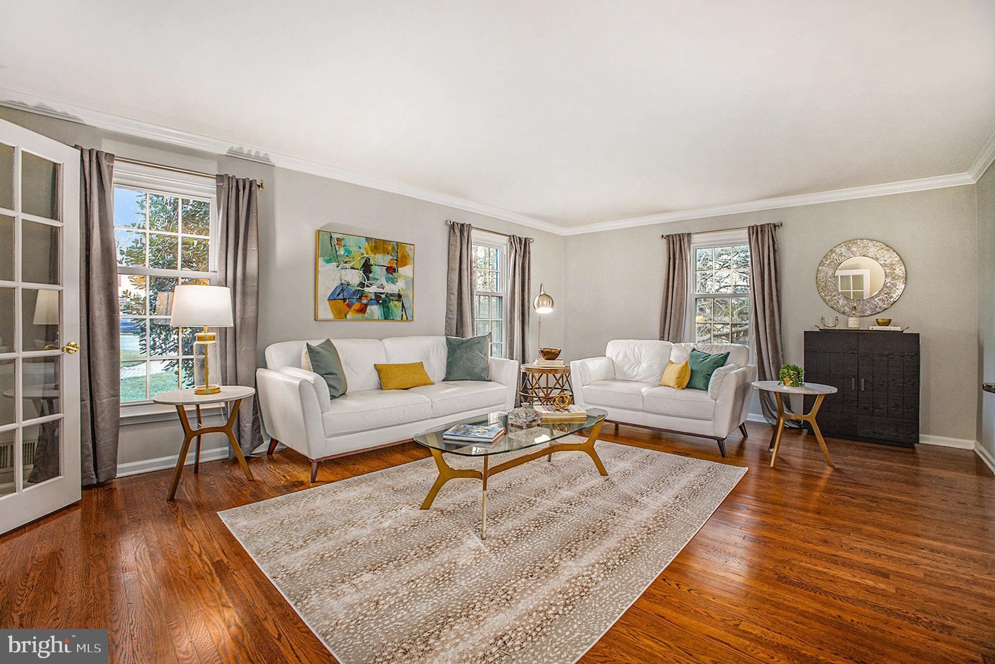 730 Thomas Jefferson Road Wayne, PA 19087 - Photo 17 of 50 Living Room