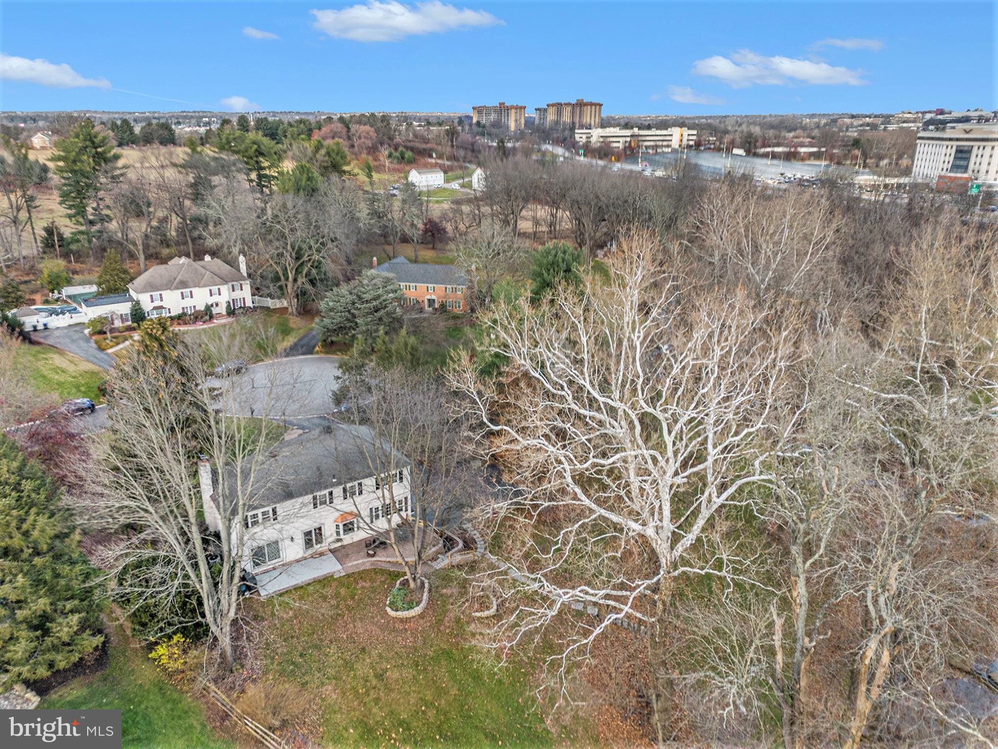 730 Thomas Jefferson Road Wayne, PA 19087 - Photo 39 of 50 Aerial view of rear of house
