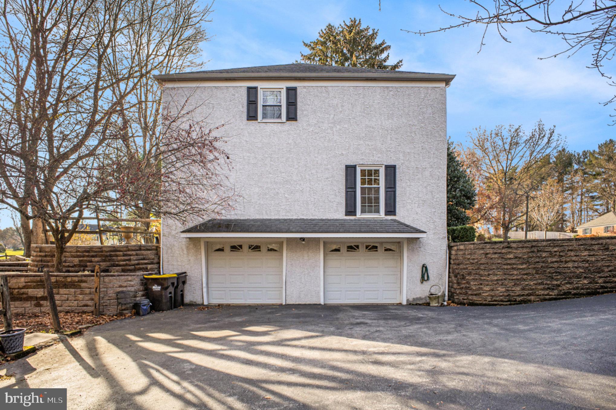 730 Thomas Jefferson Road Wayne, PA 19087 - Photo 7 of 50 Driveway parking and access to garages