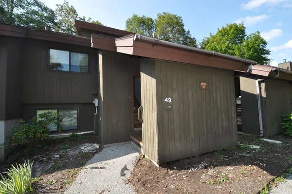 $4,000 | 55 Murray Hill Woods Road, Unit 49, Manchester, VT 05255