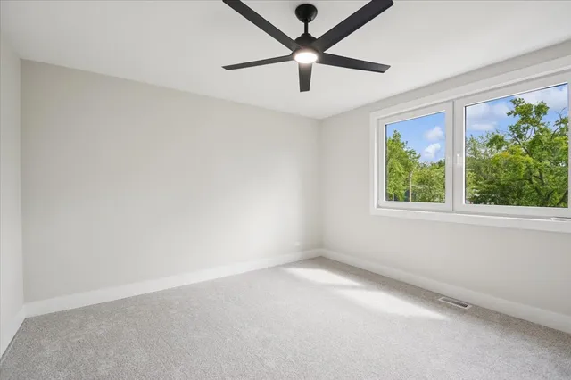 $699,900 | 303 Cedarbrook Road, Naperville, IL 60565