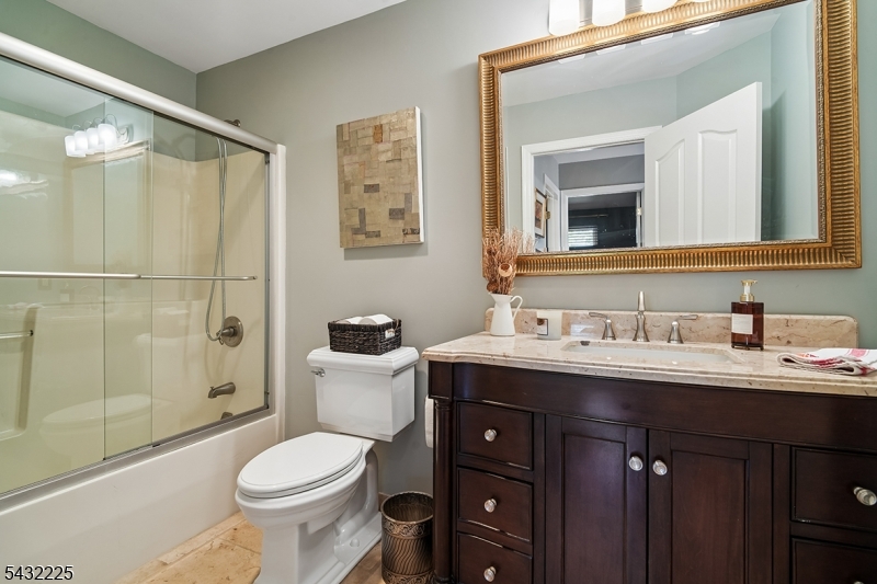 57 Southgate Road New Providence, NJ 07974 - Photo 26 of 35